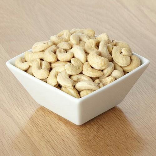 Hygienically Packed With Multiple Nutrients Refreshing Taste White Cashew Nuts Broken (%): 1