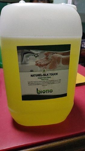 Highly Effective And Skin Friendly With Anti Bacterial Liquid Hand Wash