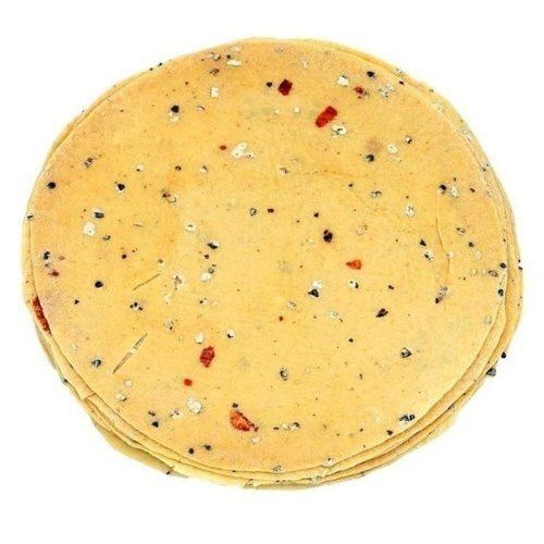Hygienically Packed Spicy No Artificial Colors Yellow Moong Masala Papad