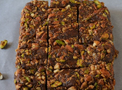 1 Kg Brown Handmade Anjeer Barfi With Mix Dry Fruits, Sweet And Delicious Taste