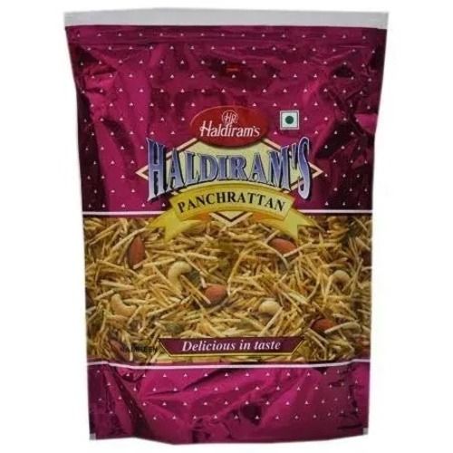 Crunchy And Salty Delightful Tasty Haldiram Panchrattan Namkeen, Packaging Size 1 Kg