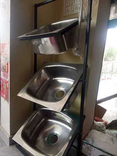 Grey Stainless Steel And Scratch Resistant With Glossy Fine Finish Silver Kitchen Sink