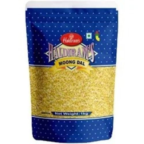 Yellow Haldiram Salted Moong Dal Namkeen, Packaging Size 1 Kg