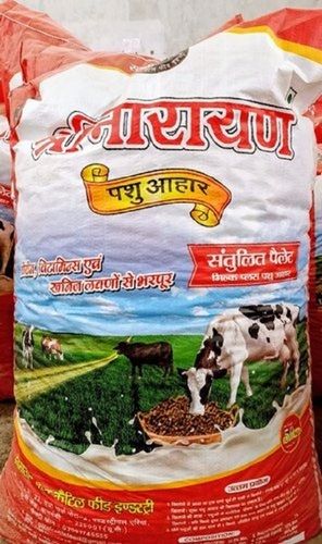 Highly Nutritious Impurities And Chemical Free Pure Natural Dayal Energized Cattle Feed