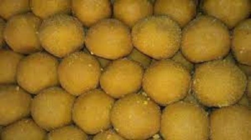 Yellow Color Sweet Taste 100 Percent Fresh Besan Laddu, 1 Kilogram Pack