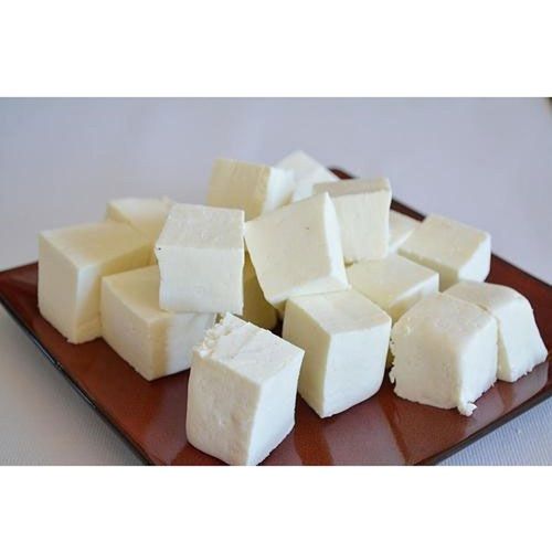  Hygienically Packed White Pure And Fresh Milk Paneer 