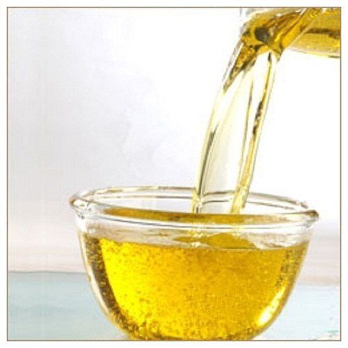 Common Healthy And Nutritious No Added Preservatives Marachekku Groundnut Oil For Cooking