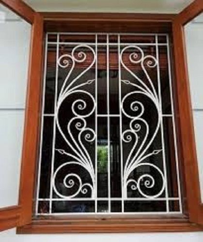 White And Brown Homemade Designer Iron Window With Height 4x5, Length 4-5 Foot