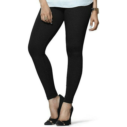 Comfortable And Stretchable Plain Black Casual Wear Cotton Leggings For Ladies