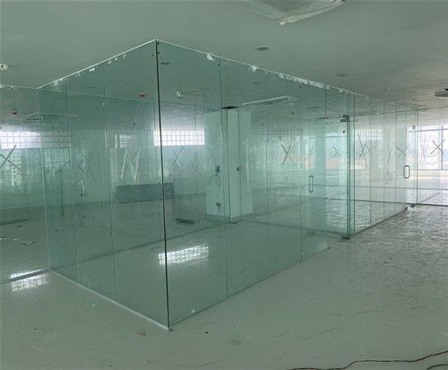 Anti Breakable Heavy Duty White Colour 12Mm Toughened Glass Office Door Glass Size: 13-20 Inch