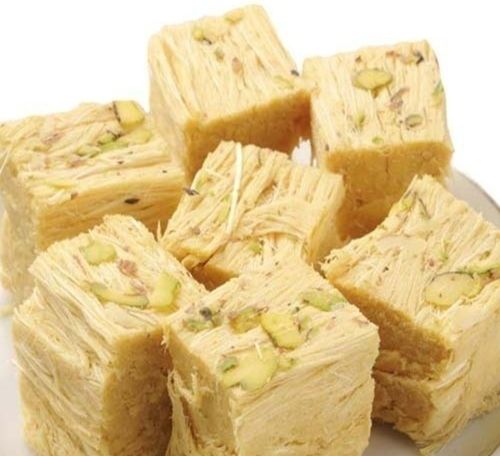 Sweet And Delicious Taste Crispy And Crunchy Cardamom Flavor Soan Papdi 