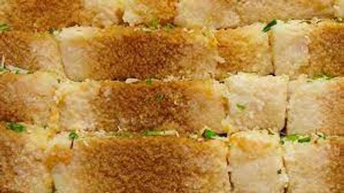 नरम रसदार बनावट वाला भारतीय मीठा और चिकना भोजन कलाकंद प्रोसेसिंग टाइप: हस्तनिर्मित