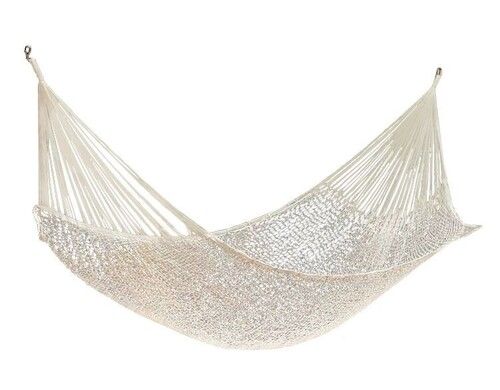 Simple To Maintain And Tightly Weaved Strong Durability Hammock 