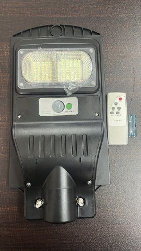 White Long Life And Lightweight Longer Service Led Solar Light For Office Industrial Use