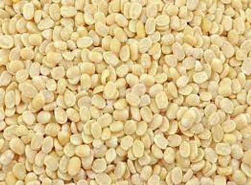 Pure And Organic Round Shape Dried White Urad Dal, Rich In Protein