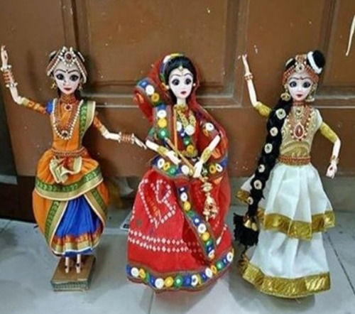 Nominal Rates Multi Color Tradition Look Wooden Dancing Doll, Size 12 Cm, Pack Of 3 