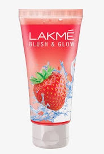 Smooth Texture  With Fruit Extracts Strawberry Combo Lakmac Blush & Glow Face Wash, 100 G