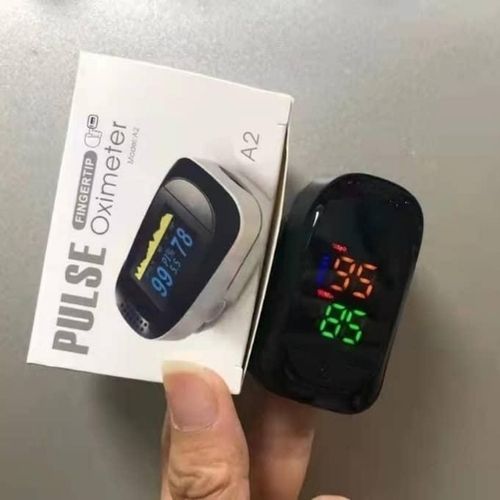 Portable Battery Operated Fingertip Oximeter For Hospital, Clinic