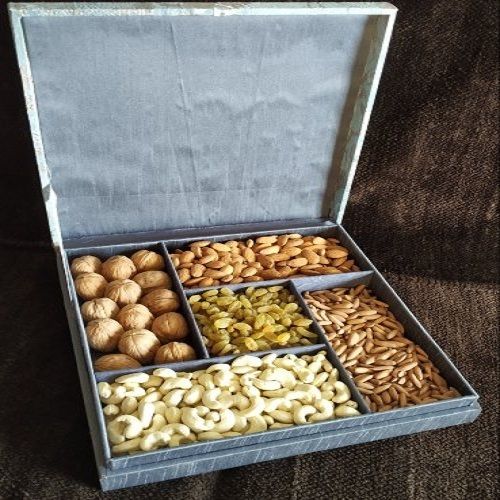Rich Nutritious And Cholesterol Free 100% Natural Pure Big Dry Fruits Box