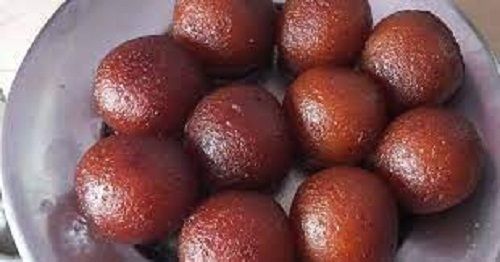 Tasty And Delicious No Artificial Color Indian Sweet Round Gulab Jamun