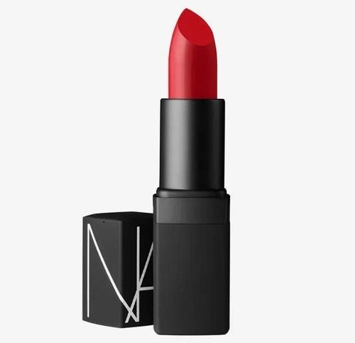 Easy To Apply Smudge Free And Smooth Finish Waterproof Red Lipstick