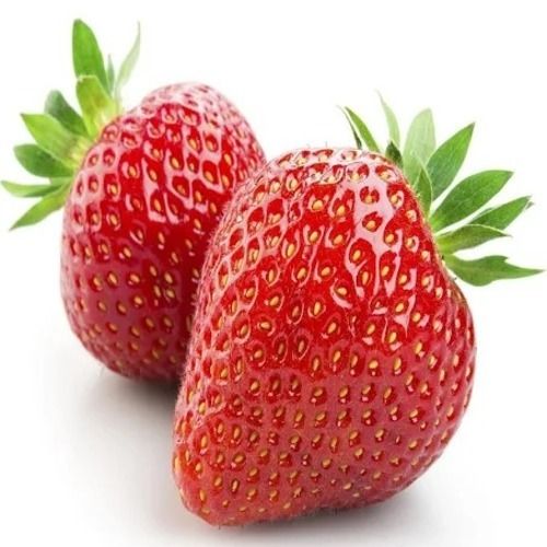 Healthy, Sweet Taste 100% Pure Fresh And Organic Spheroidal Shape Red Strawberry Fruit