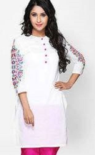 Women Comfortable And Breathable Easy To Wear Cotton White Full Sleeves Kurti  Bust Size: 38 Inch (In)