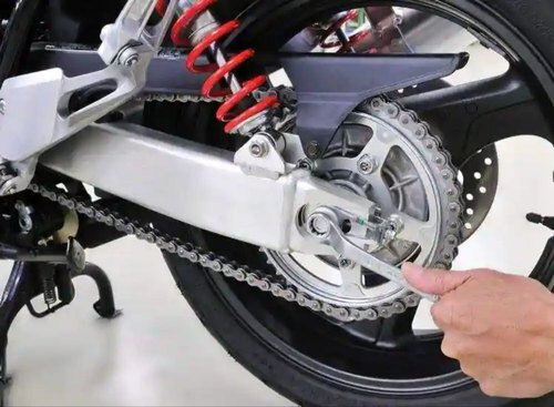 Oil Changes, Engine Repairs Tyre Changes Motorcycle Repairing Service Application: Hotel