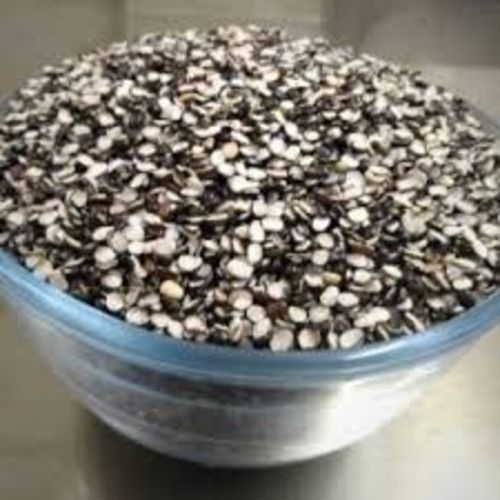 Packaging Size 50 Kg Weight Black Color Natural Urad Dal With 