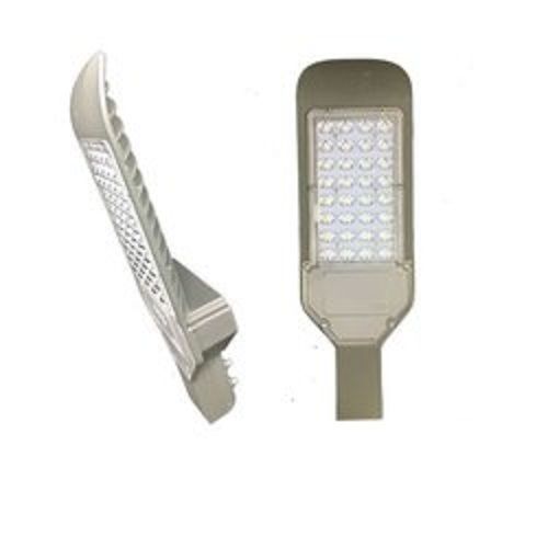 White 20W Long Lasting Sleek Modern Design Opulus Led Street Light 