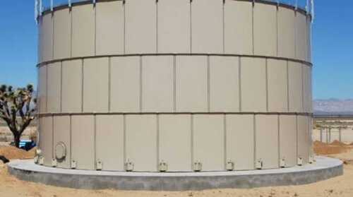 Grey Vertical Stainless Steel Water Storage Tanks, 5000 L Storage Capacity