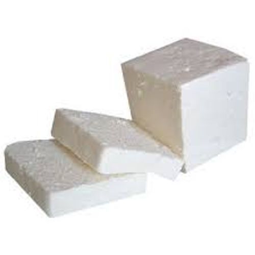 Hygienically Packed Original Flavoured Soft And Spongy Texture Fresh Paneer, Pack Of 1 Kg