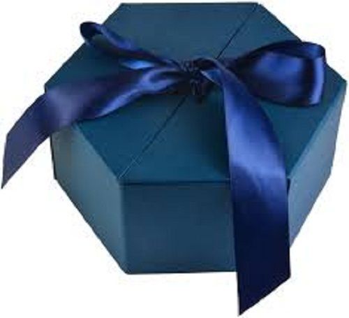 Plastic Beautiful Personalized And Customized Hexagonal Blue Color Gift Box 