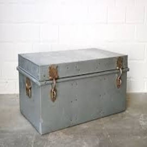 Size 30X45 Inch With 2 Side Handle Silver Rectangle Stainless Steel Trunk For Storage,  Design: One Piece