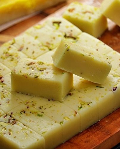 Sweet And Tasty , Fat 4 Gram Carbohydrates 11 Gram , Mawa Burfi For Sweet Dessert  Grade: Food Grade