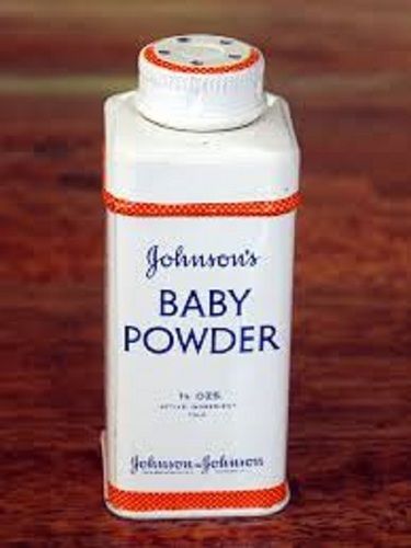 White Johnsons Baby Powder With Vitamin E For Delicate Skin Of Baby