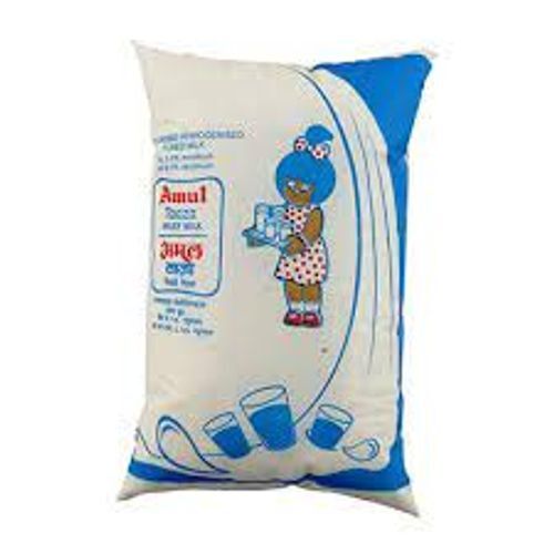 Fresh And Healthy Sterilized Processed Original Flavored Amul Cow Milk, Pack Of 1 Liter
