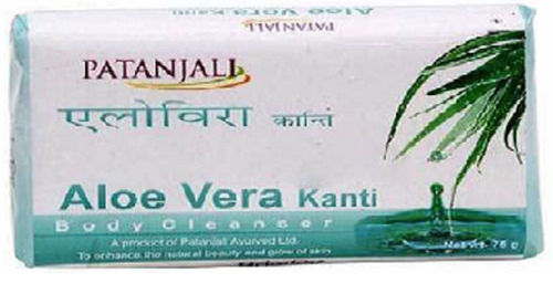 Green Patanjali Aloe Vera Natural Moisturizing Kanti Body Cleanser Bath Soap, 75G