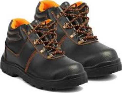 Lightweight Water And Chemical Resistant Black Color Industrial Safety Shoes Size: Various