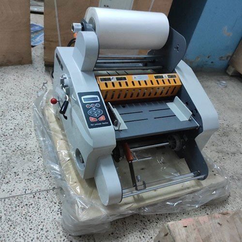 Automatic Electric Drive Grey Colors Thermal Lamination Machine Paper Size 350 Mm 