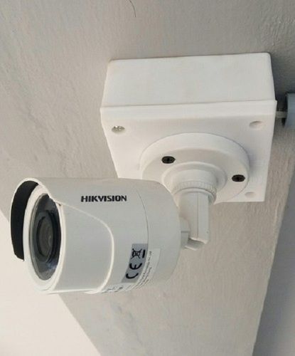 Cp Plus And Samsung Cctv Camera For Indoor And Outdoor Use With Ccd Sensor Type Camera Size: All