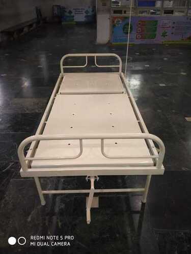 White Heavy Duty Stainless Steel Standard Plain Hospital Simple Beds For Commercial Use