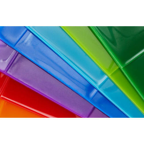 कई उपयोग के लिए बहुरंगा रंगीन नरम और विश्वसनीय प्लास्टिक शीट