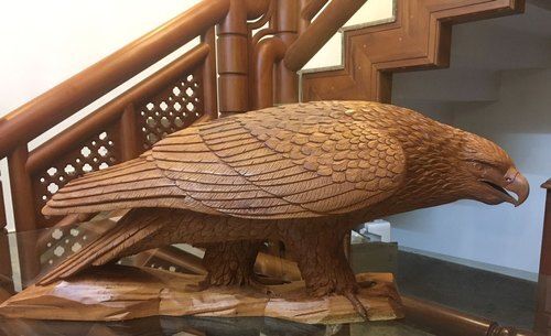 Attractive Eye Catching Beautiful Fine Finished Decorative Brown Wooden Eagle 