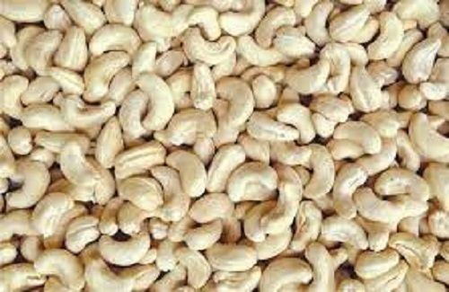 Common Healthy And Nutritious Delicious Taste Crunchy Fresh Raw White Wholes Cashew Nuts