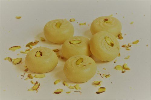 Round Shape Natural Ingredients Tasty Delight To Eat Sweet Kesar Peda