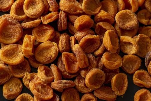 A Grade Commonly Cultivated Sweet Dried Apricot Fruit