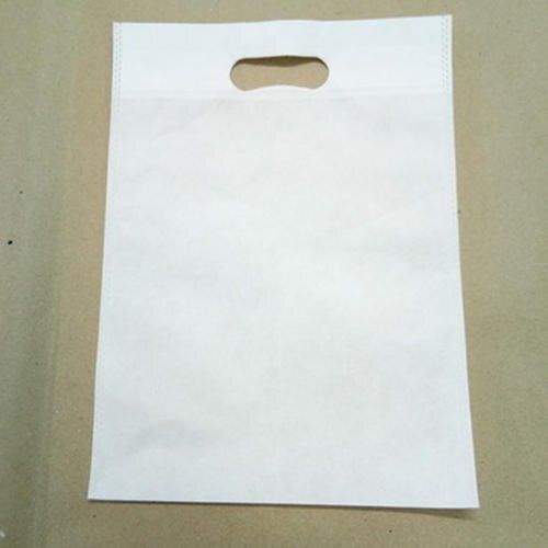 Effective Ventilation Reusable And Lightweight White Non Woven Carry Bag