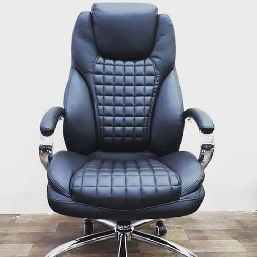 Long Durable Adjustable And Relax Able Soft Black Leather Office Chair