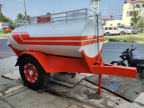 Orange And White 2 Wheel Steel Tractor Water Tanker Length: 10X4 X5  Centimeter (Cm)